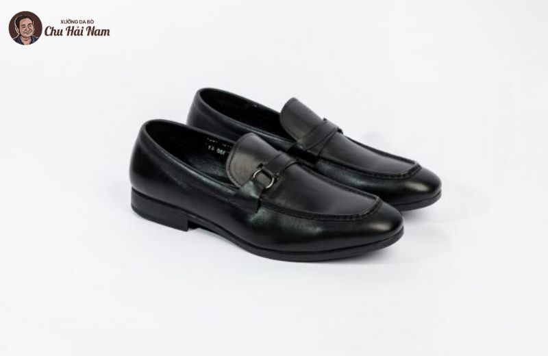 giay-da-cong-so-cx12-dang-sang-trong-phu-hop-moi-truong-cong-so-de-cao-khoang-3cm