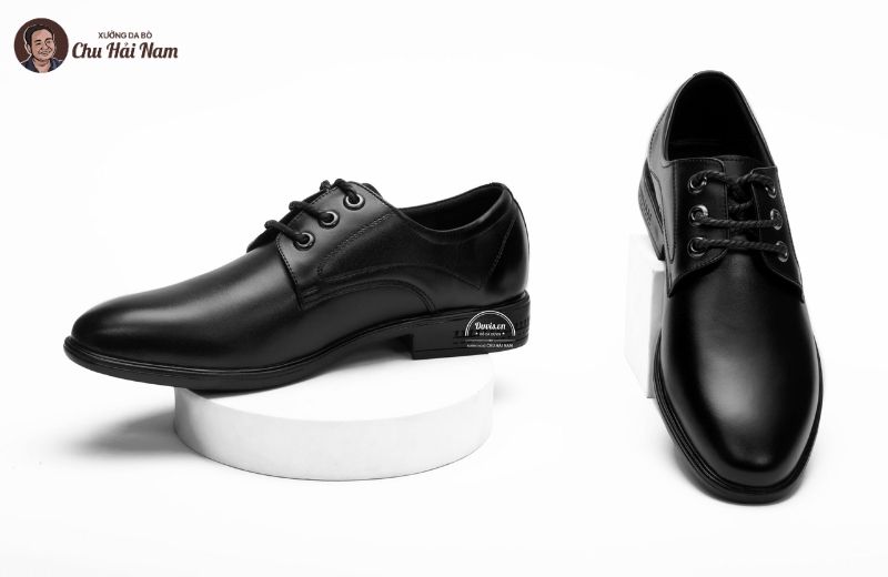 giay-da-cong-so-la-lua-chon-hang-dau-cho-dan-cong-so-nho-ve-lich-lam-de-phoi-cung-quan-tay-va-vest