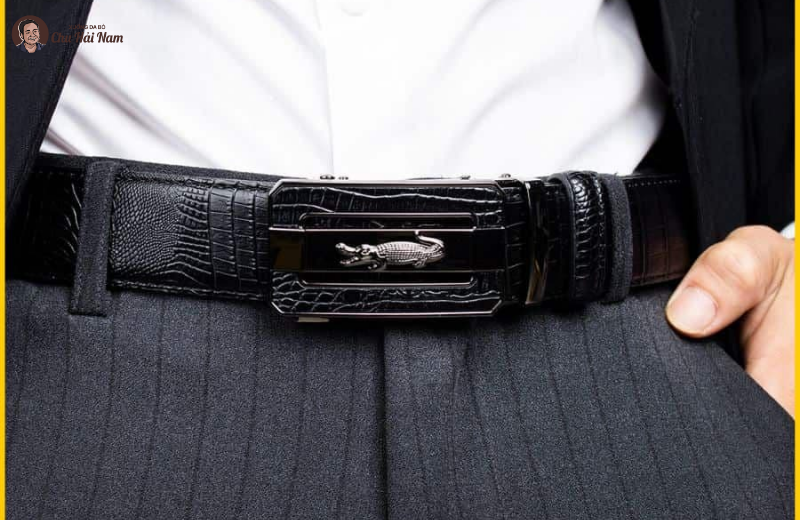 goi-y-cach-phoi-do-cuc-dep-voi-that-lung-khoa-tu-dong