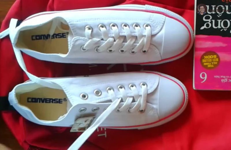 Buộc dây giày Loopback – tạo vòng cong tinh tế, sang trọng