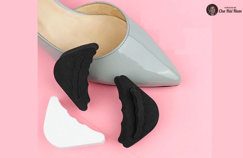Đệm mũi giày cố định bàn chân, phù hợp với giày mũi dài hoặc dư chiều dài.