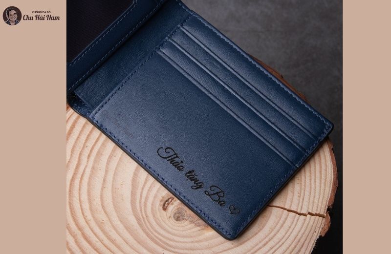 Ví Da Nam Khắc Tên – Cá nhân hóa độc đáo, món quà ý nghĩa