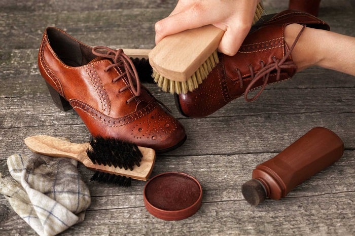 Hướng dẫn vệ sinh và bảo quản giày da