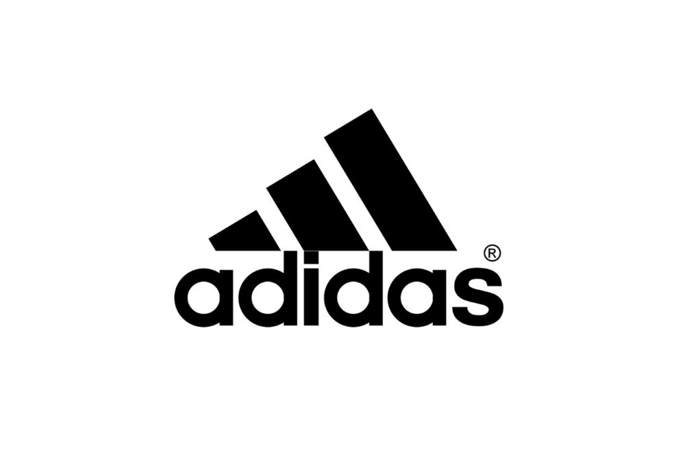 Một chỗ đứng vững chắc trong ngành công nghiệp giày thể thao với logo ba sọc danh tiếng.
