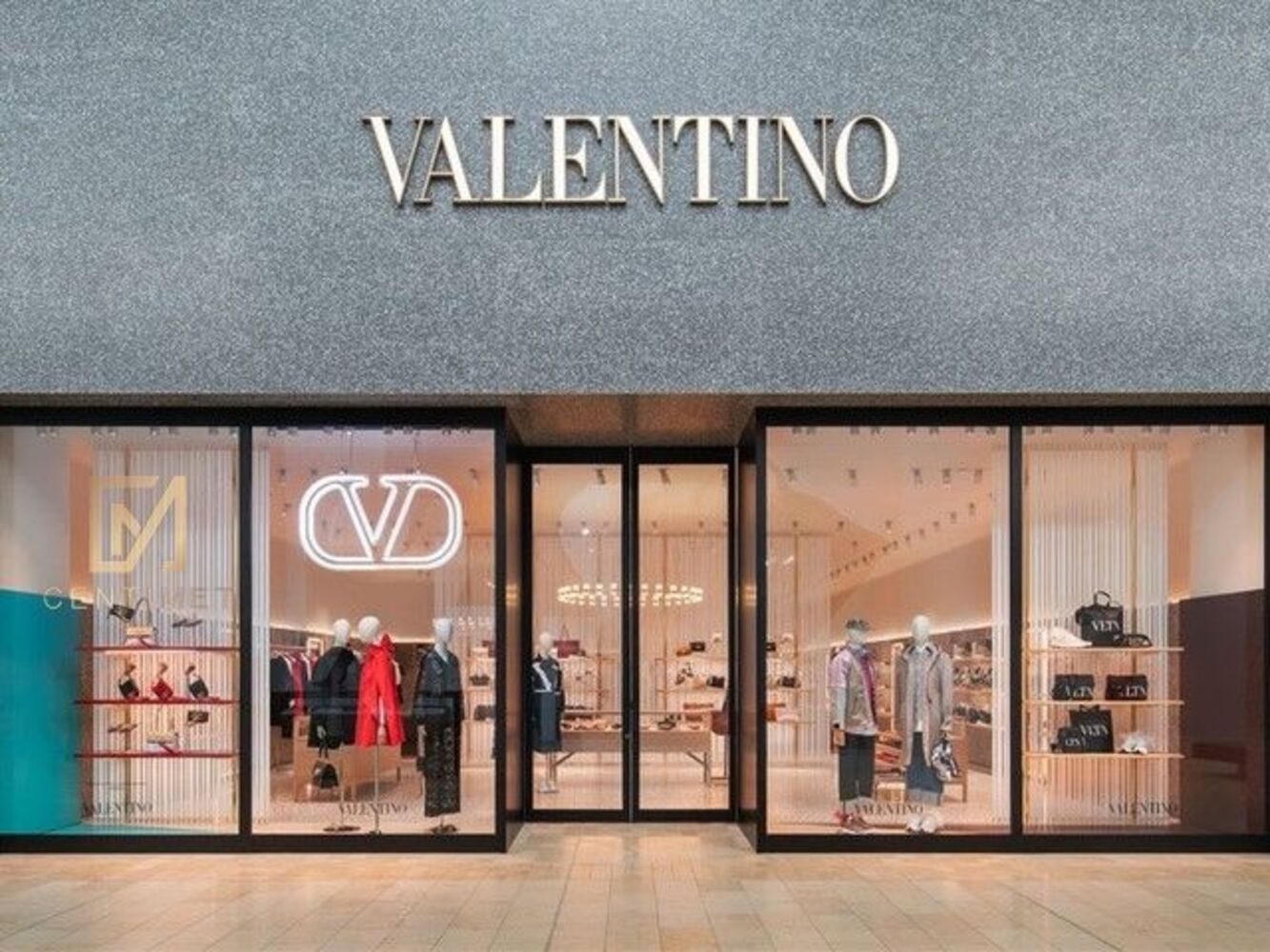 Valentino khởi đầu là một thương hiệu xa xỉ