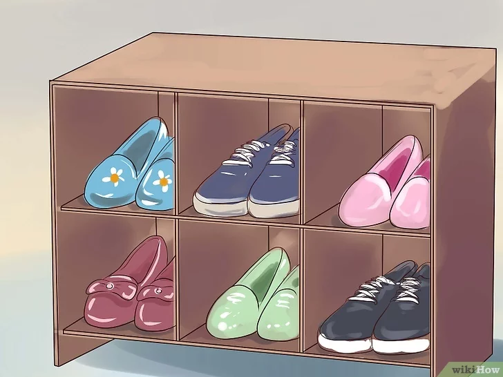  Sử dụng khay đựng giày dép riêng biệt cho các loại giày mà bạn sử dụng hằng ngày